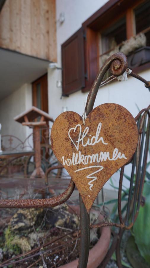 Bauernhaus Am Pfaenderhang Mit Seeblick Lochau Exterior foto